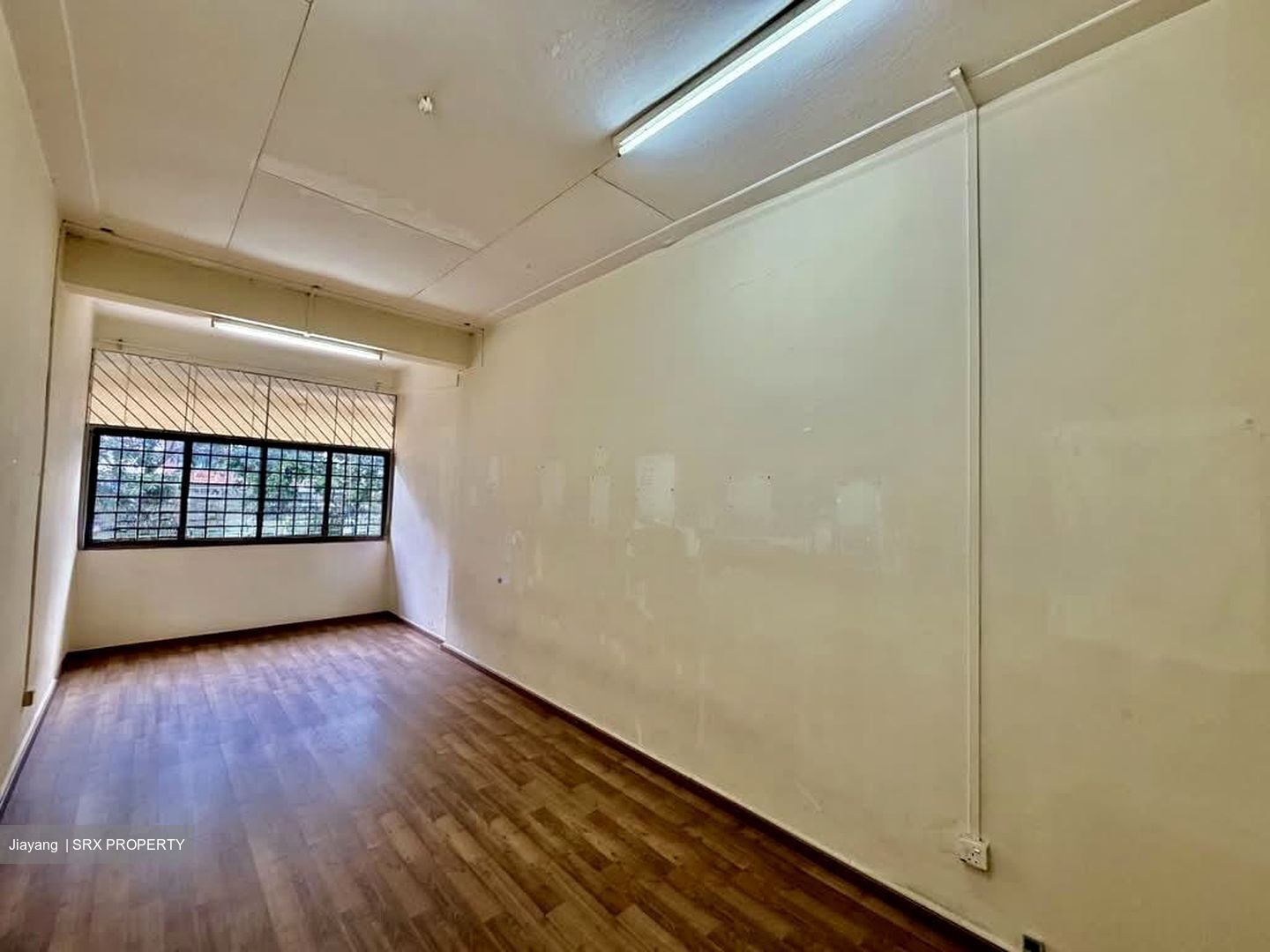 Upper Thomson Road (D20), Shop House #549981771
